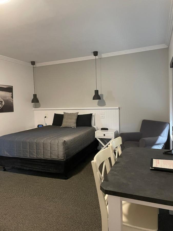 Noah'S Mid City Motor Inn Масуэллбрук Экстерьер фото