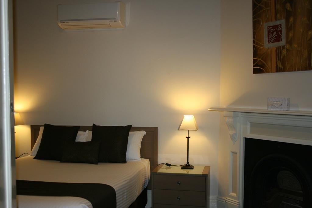 Noah'S Mid City Motor Inn Масуэллбрук Номер фото