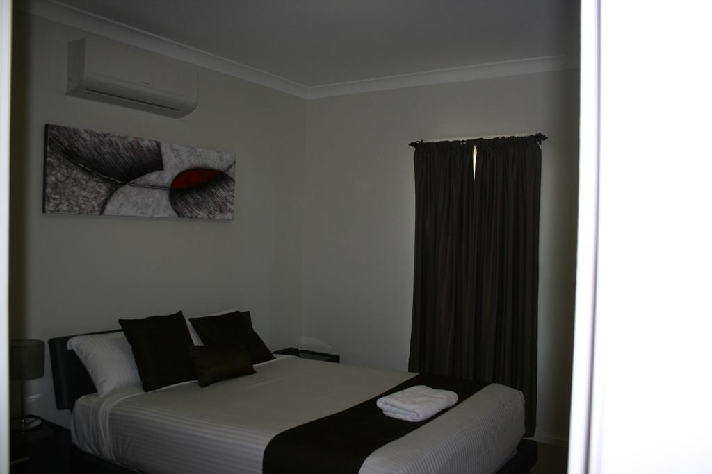 Noah'S Mid City Motor Inn Масуэллбрук Номер фото
