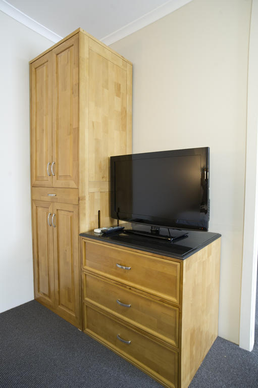 Noah'S Mid City Motor Inn Масуэллбрук Номер фото