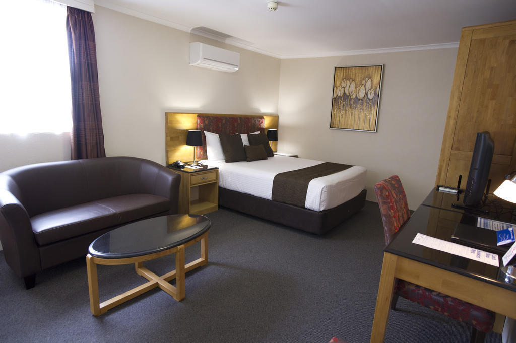 Noah'S Mid City Motor Inn Масуэллбрук Экстерьер фото