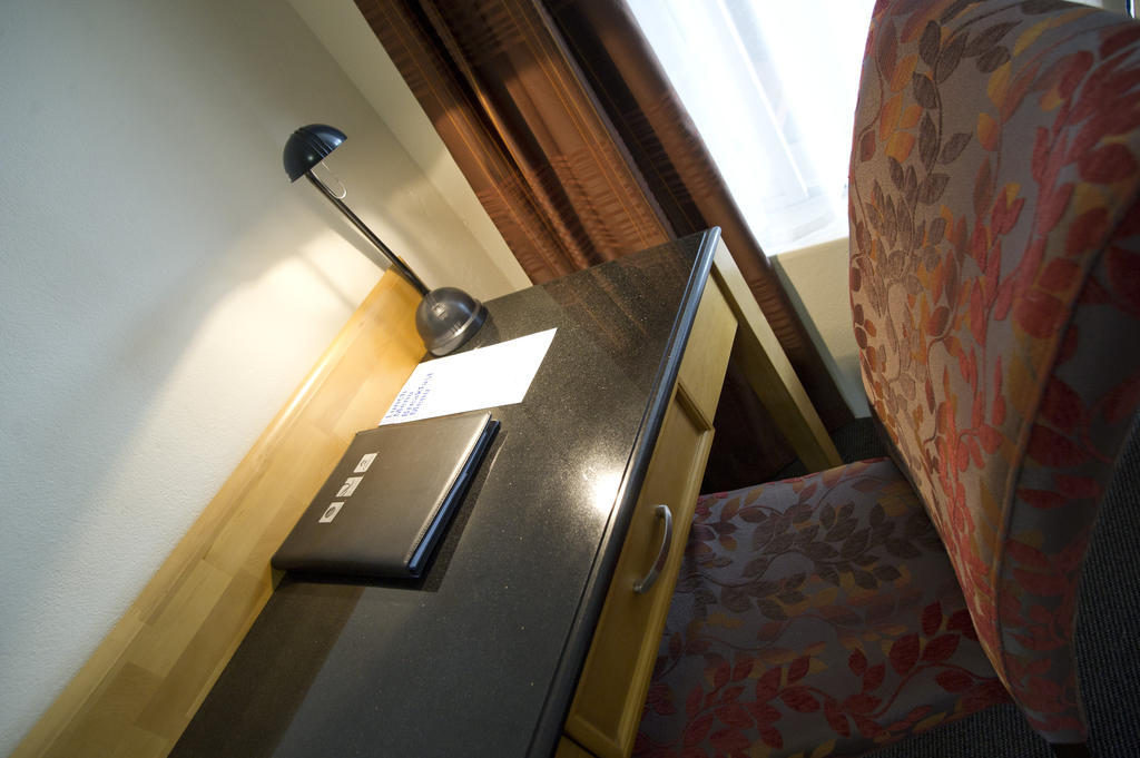 Noah'S Mid City Motor Inn Масуэллбрук Номер фото