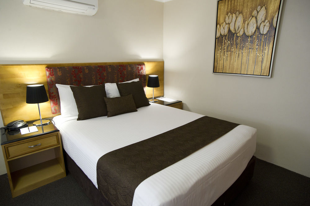 Noah'S Mid City Motor Inn Масуэллбрук Экстерьер фото