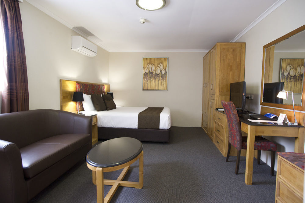 Noah'S Mid City Motor Inn Масуэллбрук Экстерьер фото